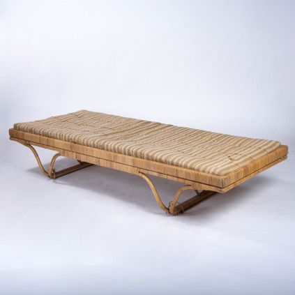 Wooden Lounge Chair